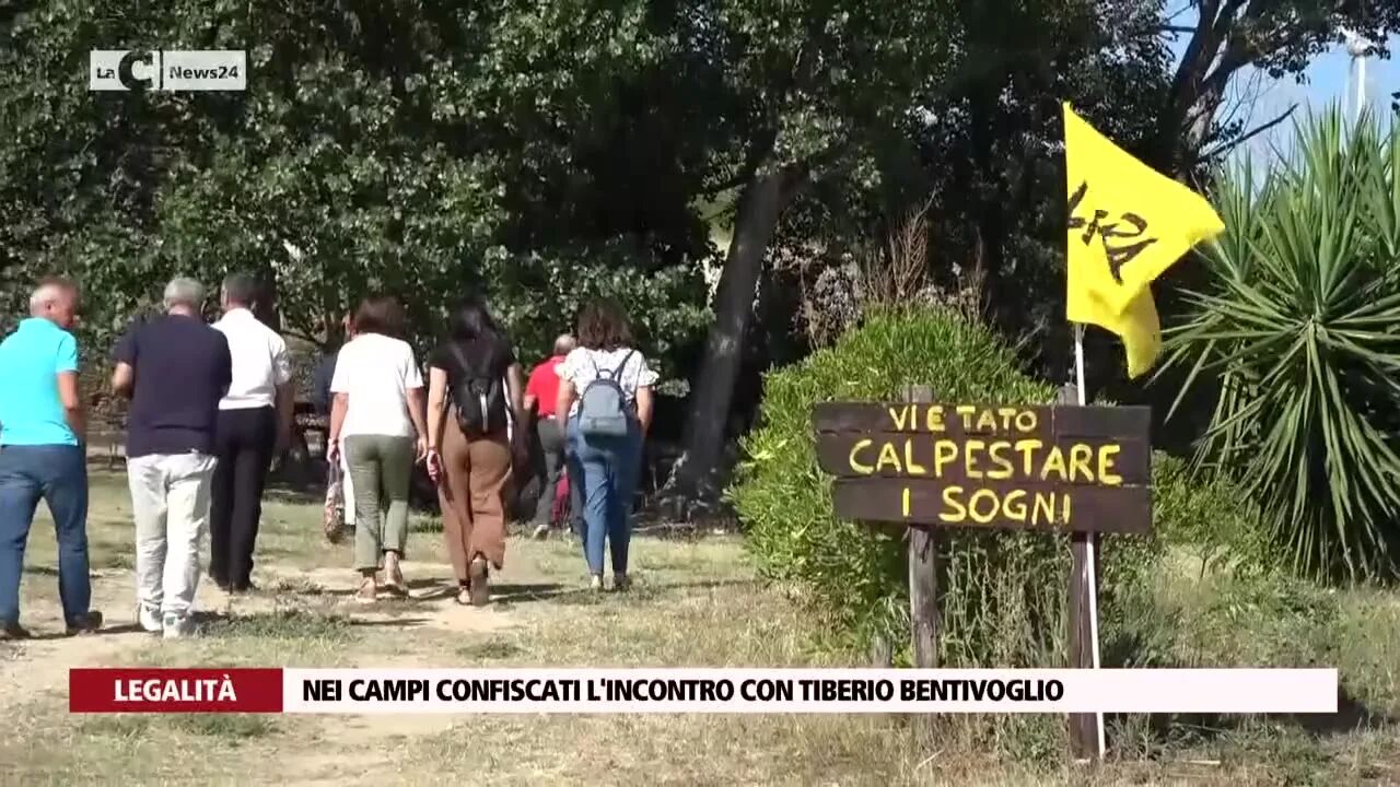 Nei campi confiscati l'incontro con Tiberio Bentivoglio