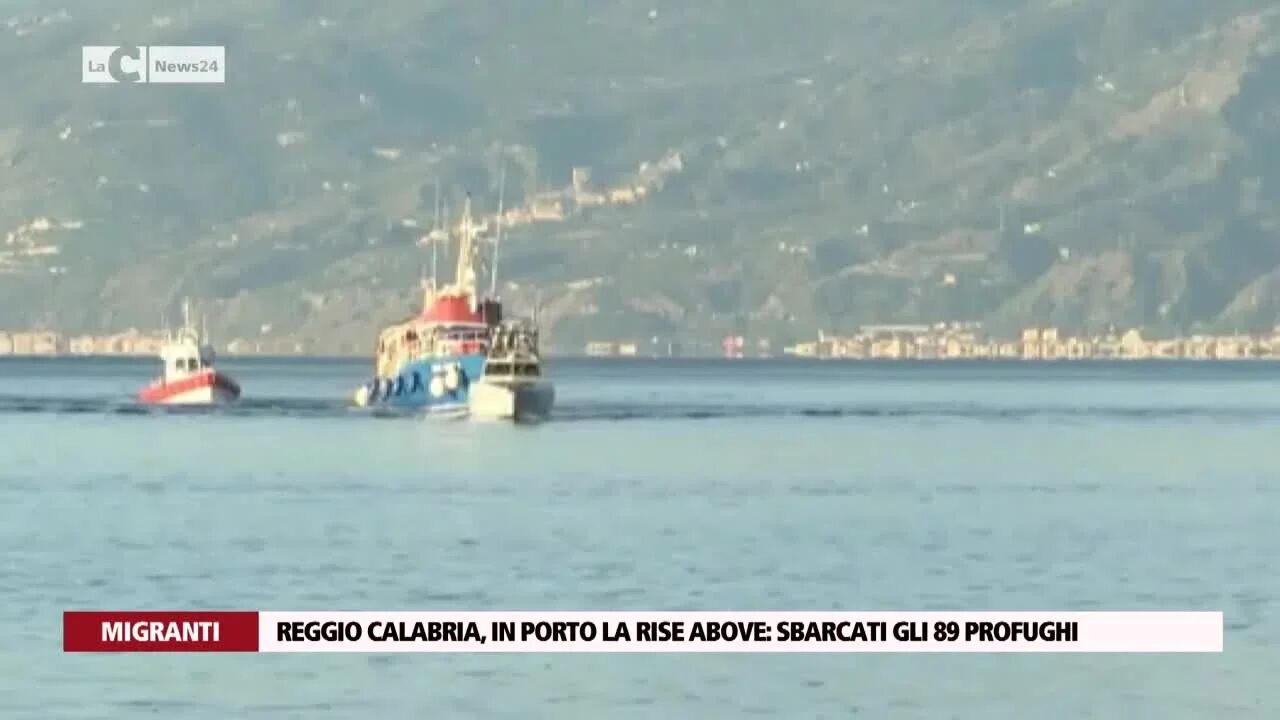 Reggio Calabria, in porto la Rise Above: sbarcati gli 89 profughi