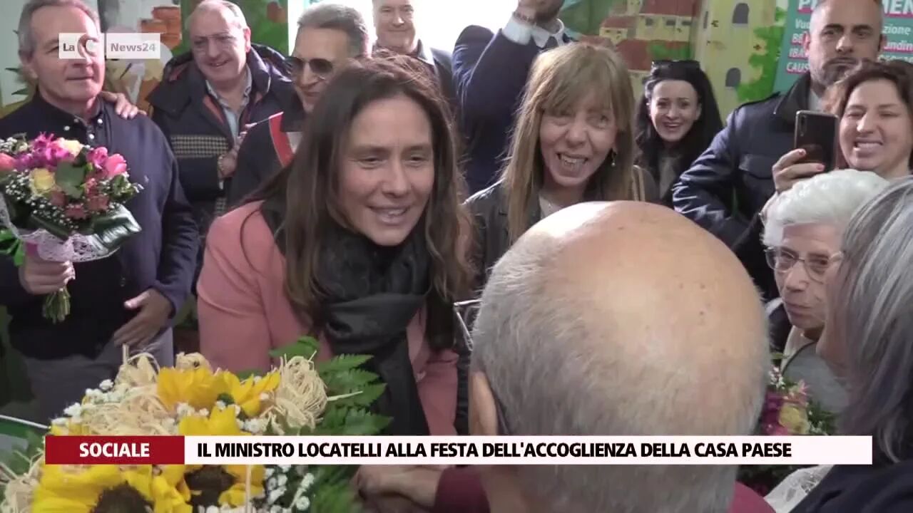 Il ministro Locatelli alla festa dell'accoglienza della Casa Paese
