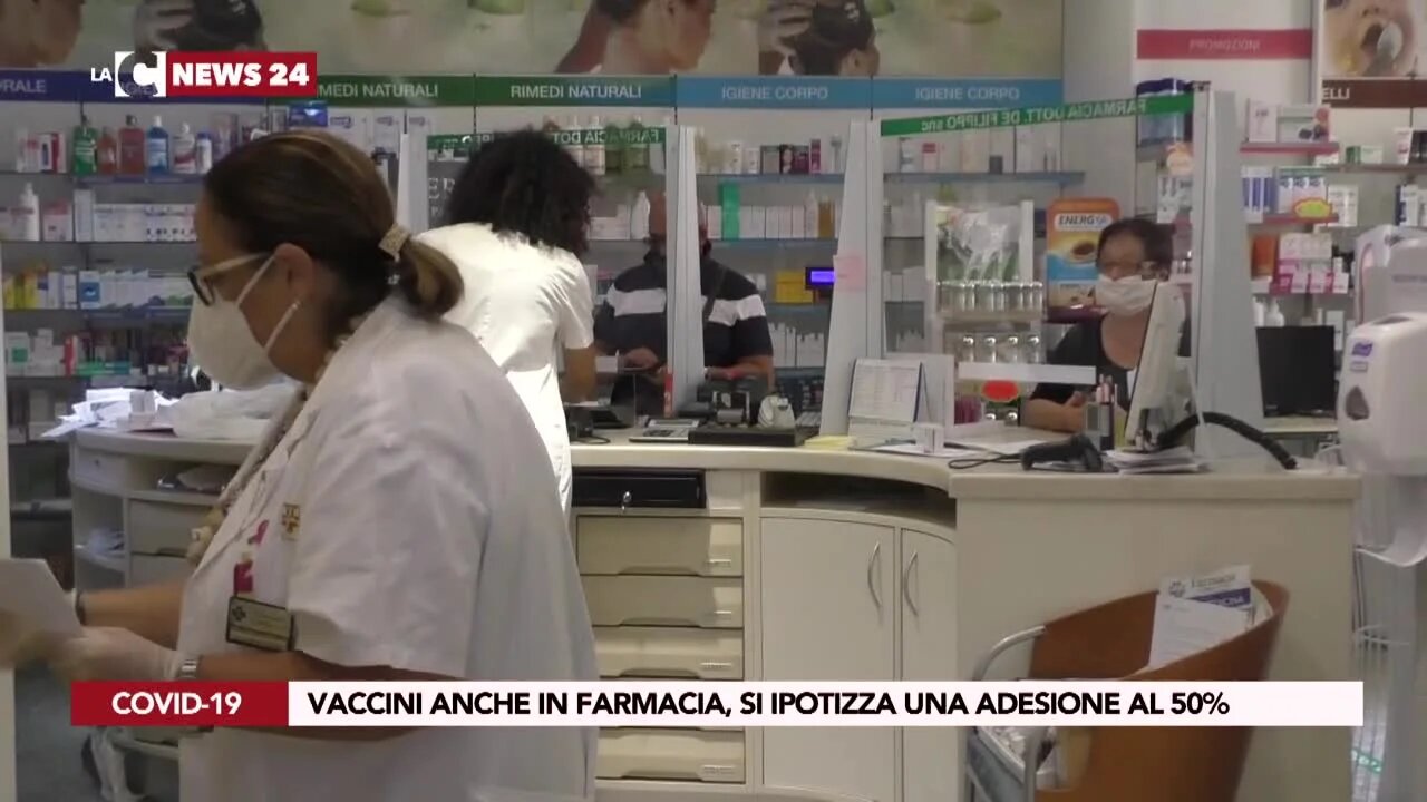 Covid, vaccini anche in farmacia: in Calabria si stima adesione al 50%