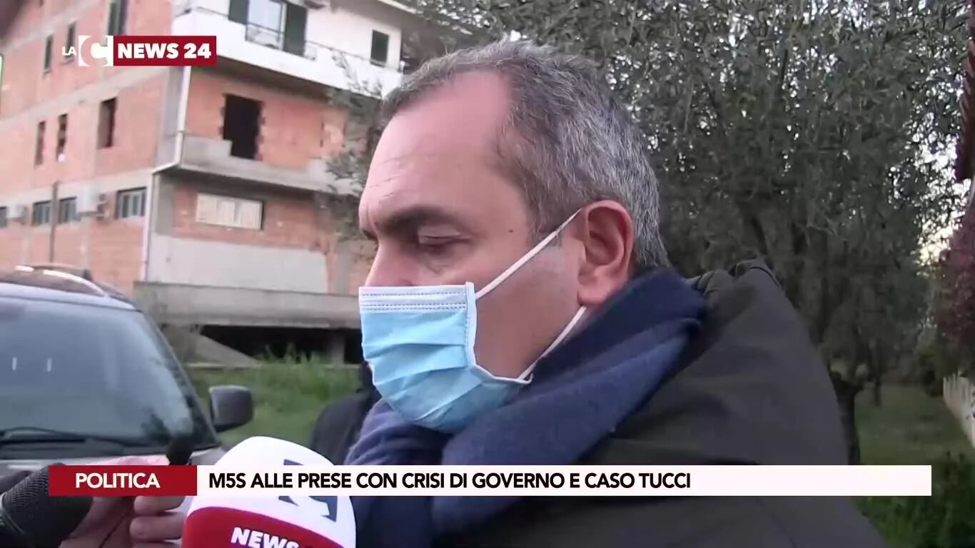 M5s alle prese con crisi di governo e caso Tucci