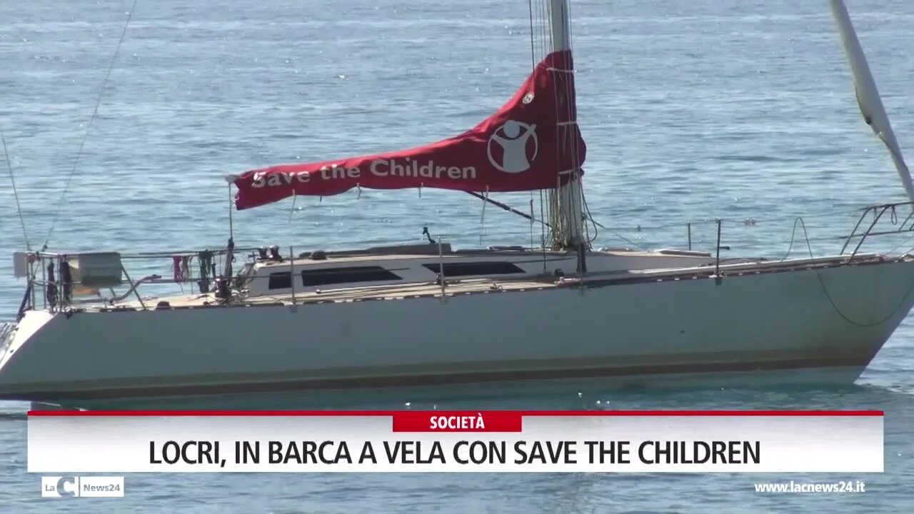 Locri, in barca a vela con Save the Children