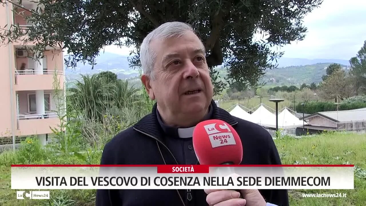 Visita del Vescovo di Cosenza nella sede Diemmecom