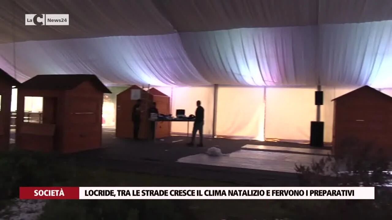 Locride, tra le strade cresce il clima natalizio e fervono i preparativi