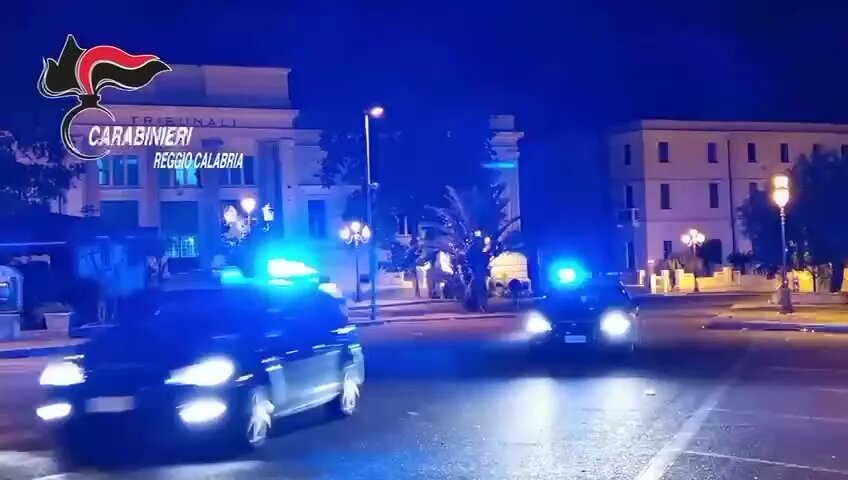 Operazione all'alba a Reggio Calabria, arresti