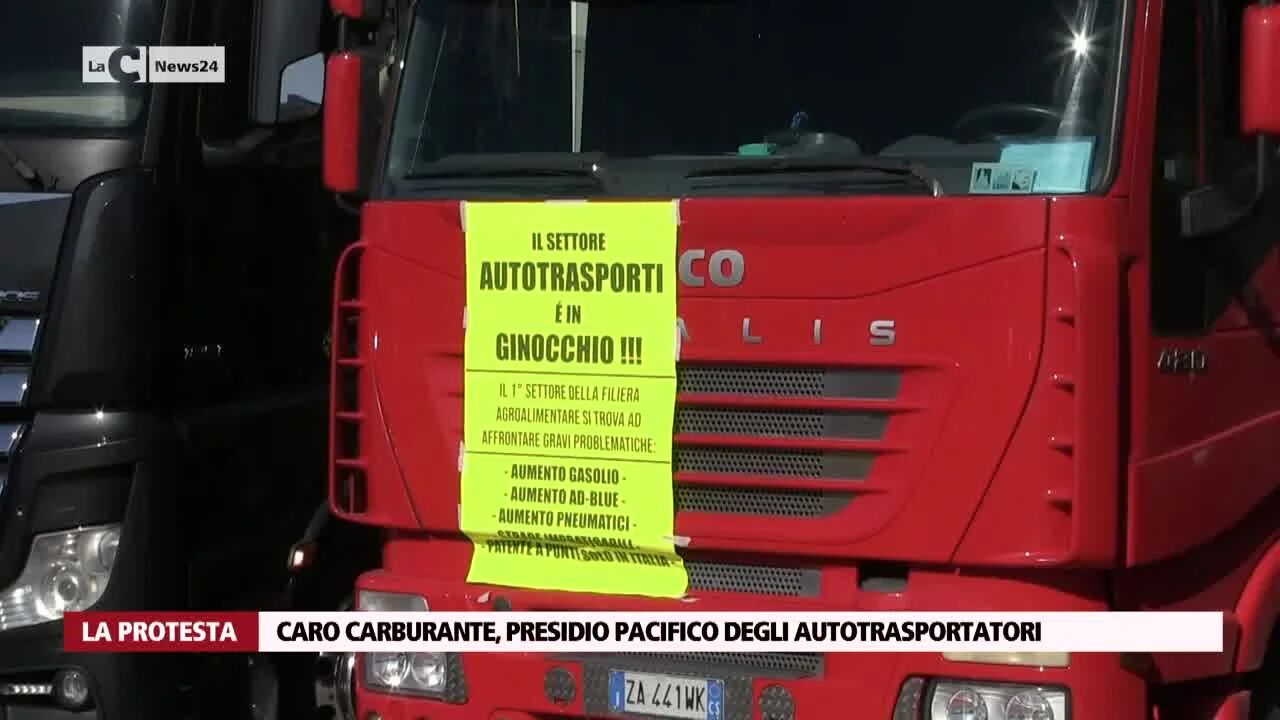 Caro carburante, presidio pacifico degli autotrasportatori