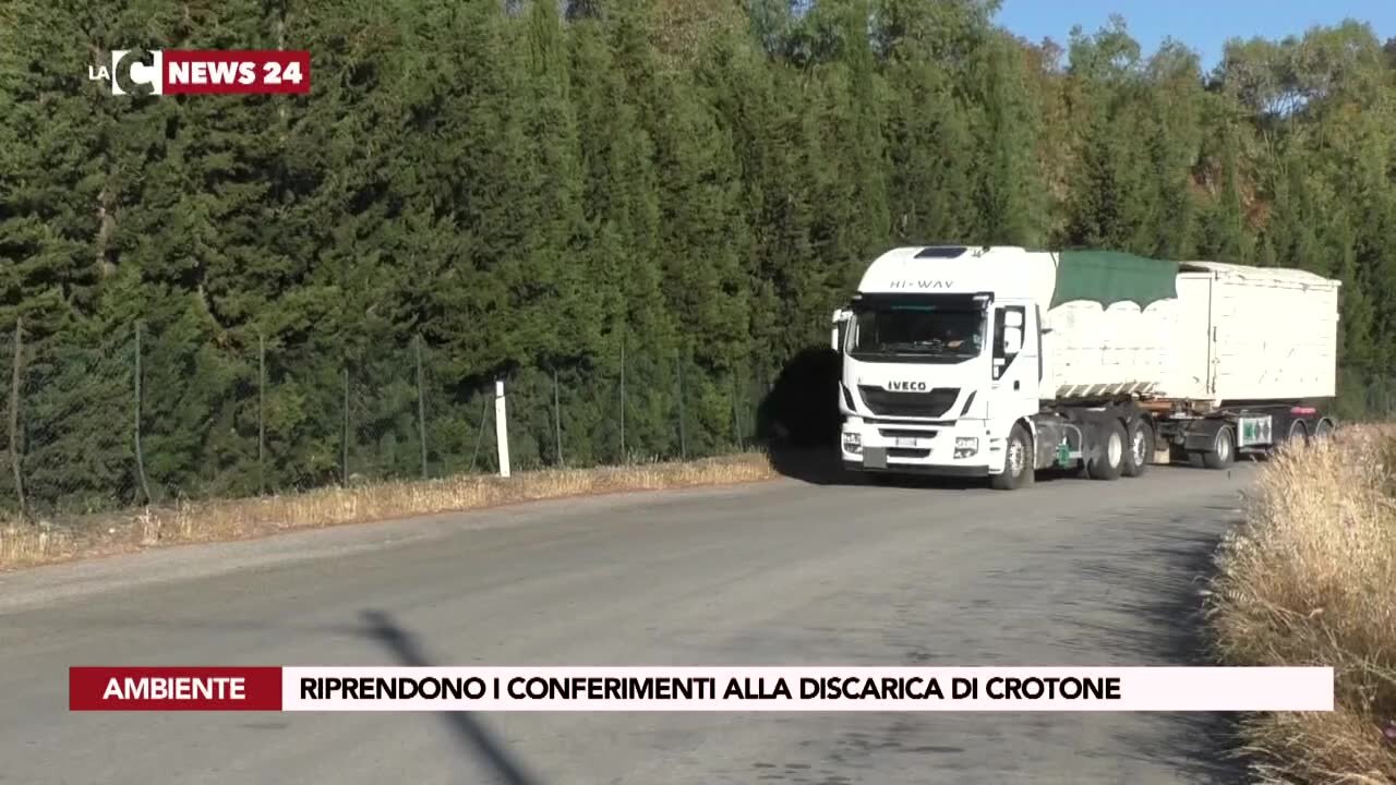 Riprendono i conferimenti alla discarica di Crotone