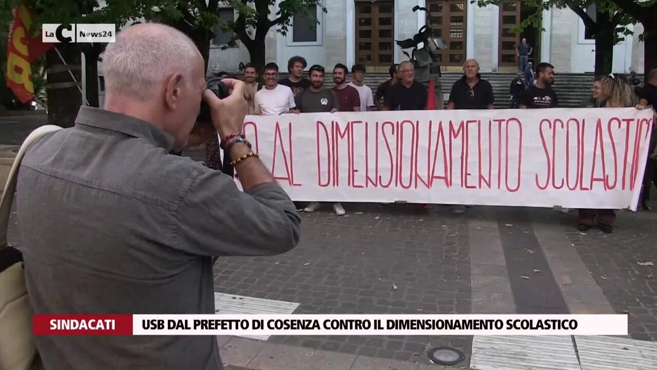 Usb dal prefetto di Cosenza contro il dimensionamento scolastico