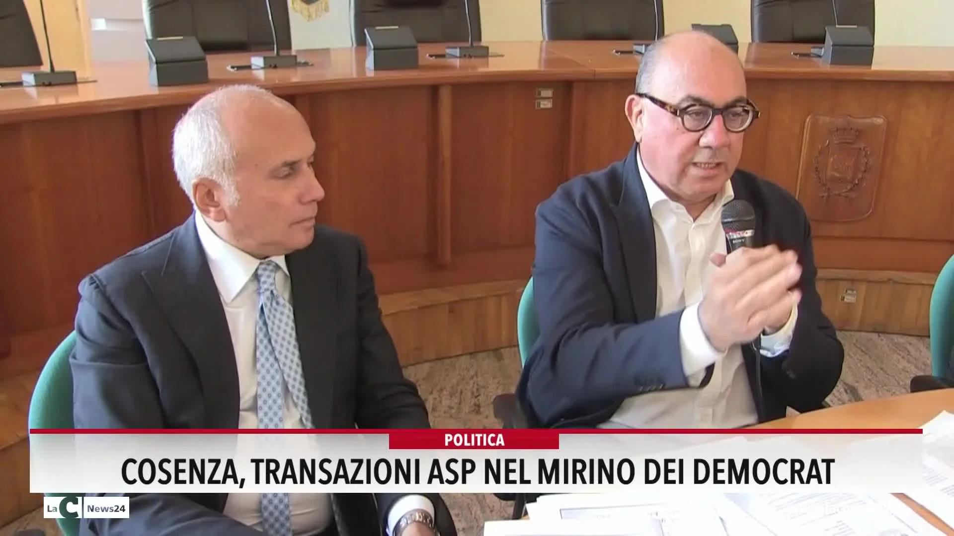 Cosenza, transazioni Asp nel mirino dei democrat