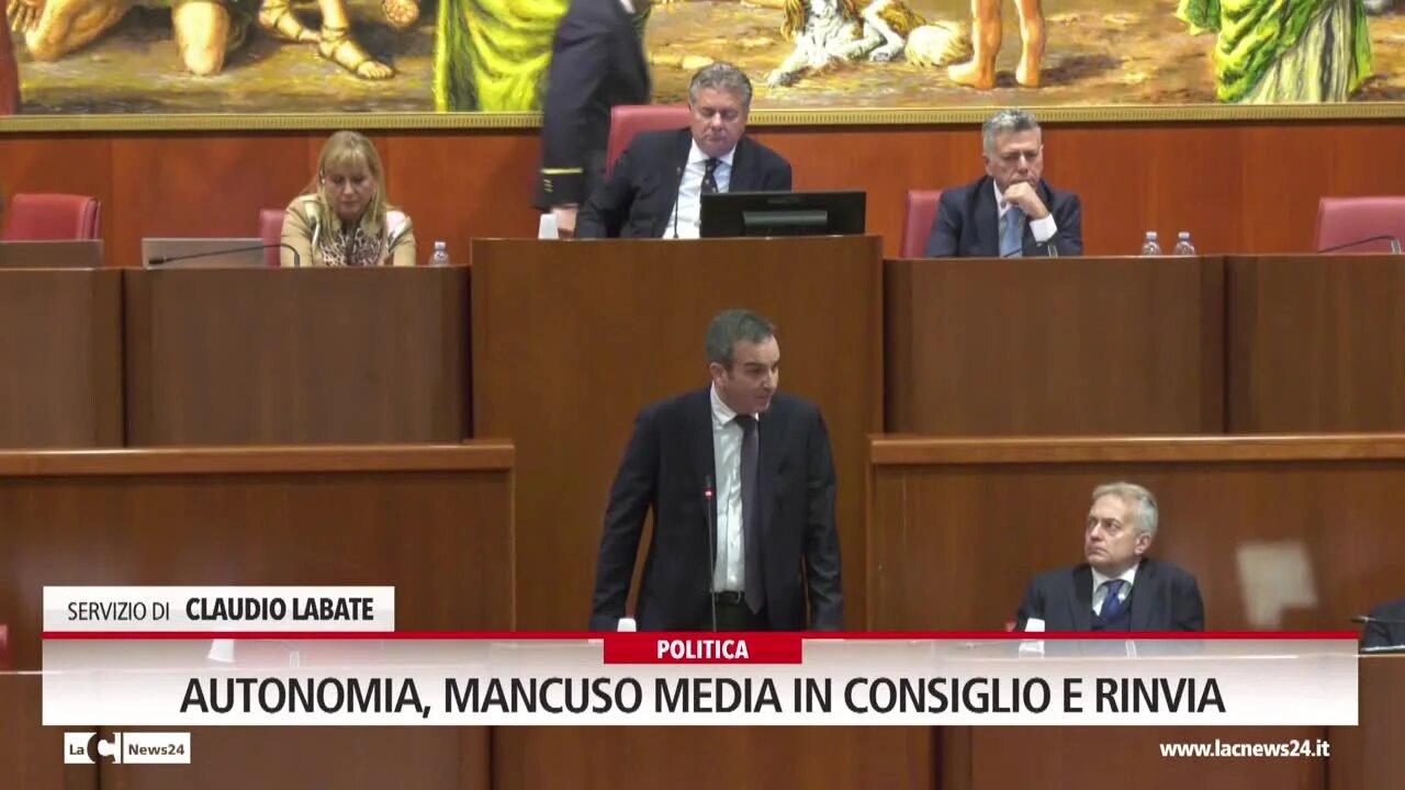 Autonomia, Mancuso media in Consiglio e rinvia