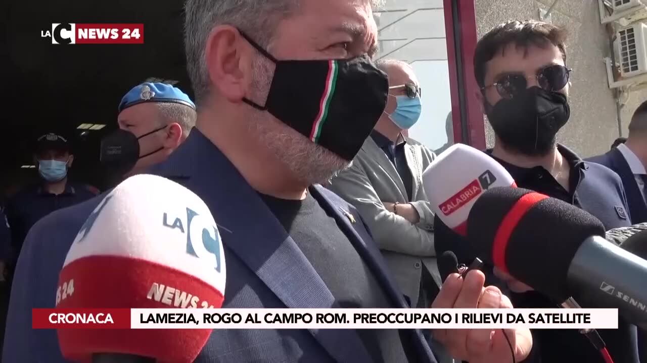Lamezia, rogo al campo rom. Preoccupano i rilievi da satellite
