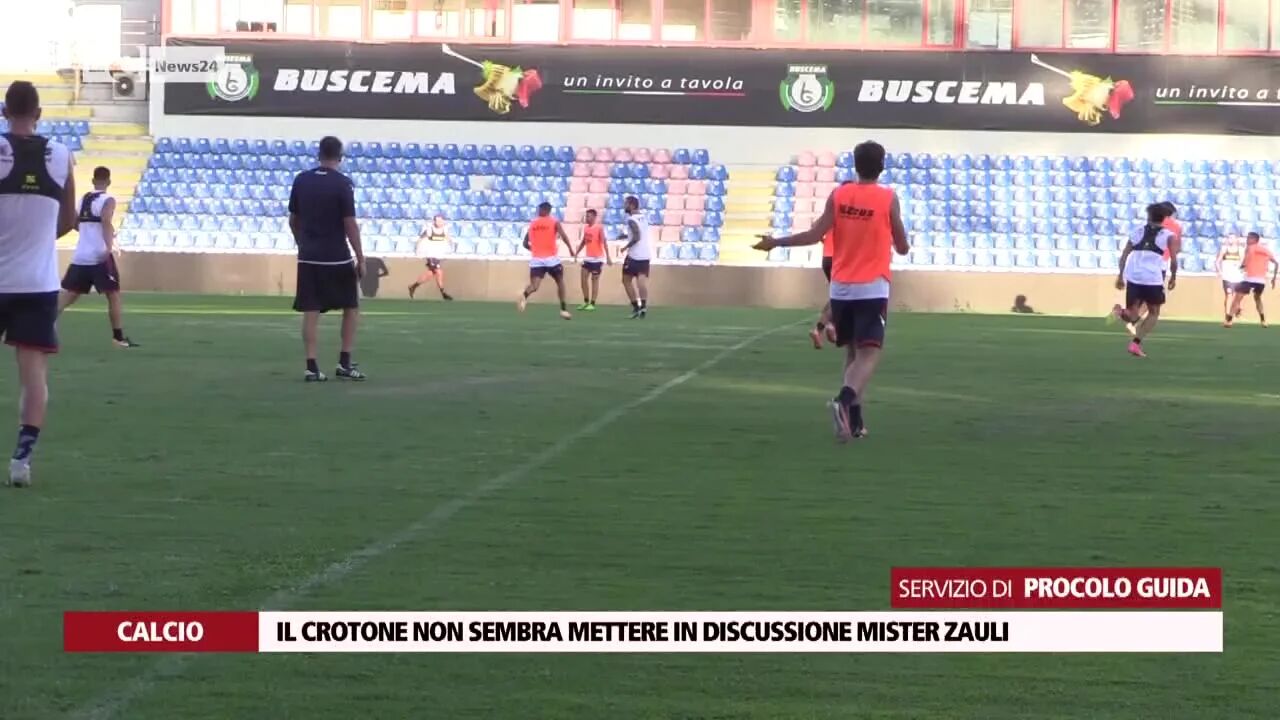 Il Crotone non sembra mettere in discussione mister Zauli