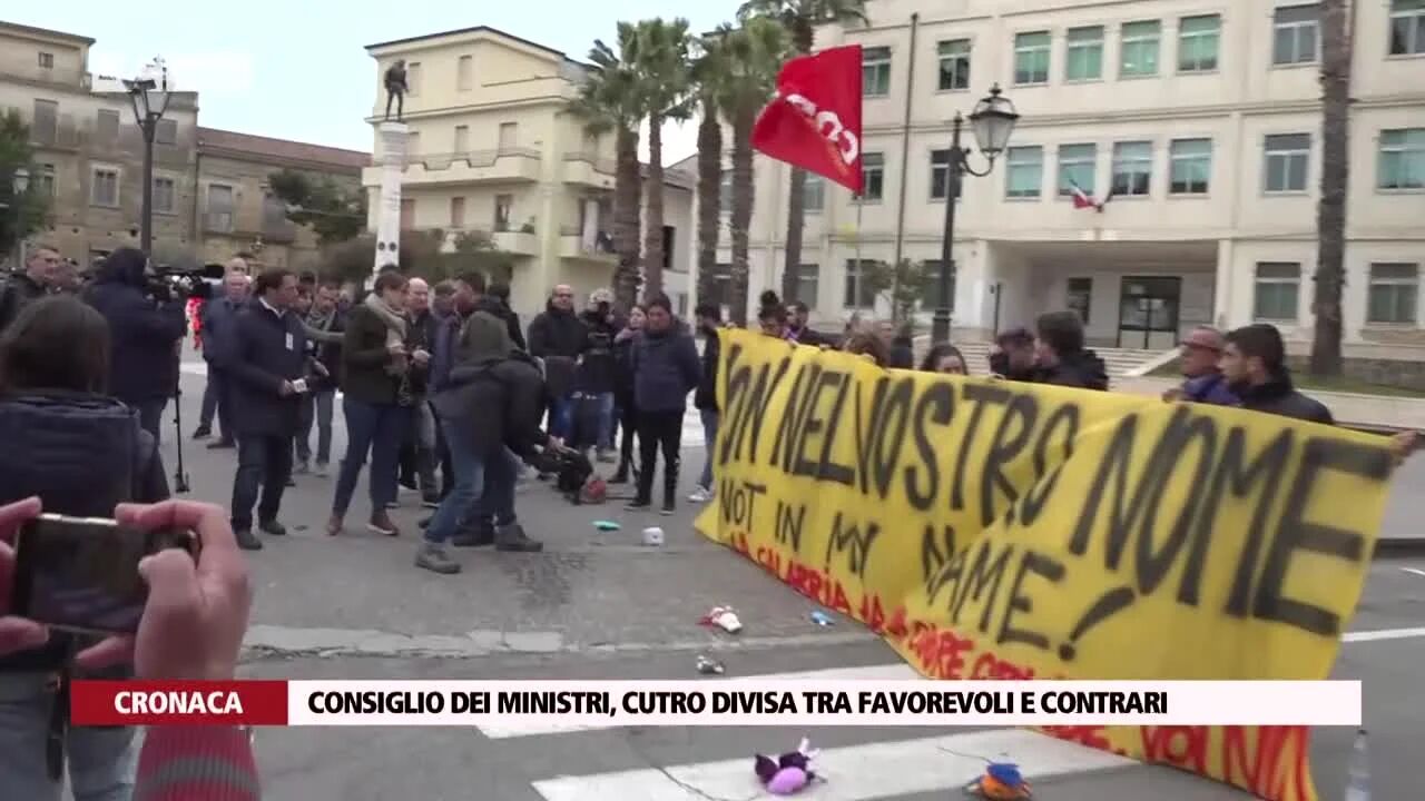 Consiglio dei Ministri, Cutro divisa tra favorevoli e contrari