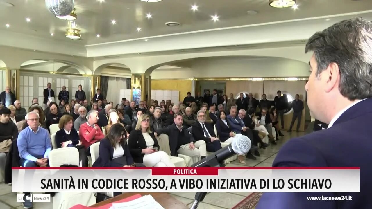 Sanità, a Vibo il processo politico a Occhiuto: «Fa ridere quando si vanta dei risultati, Calabria ancora ultima. È una macelleria sociale» - VIDEO