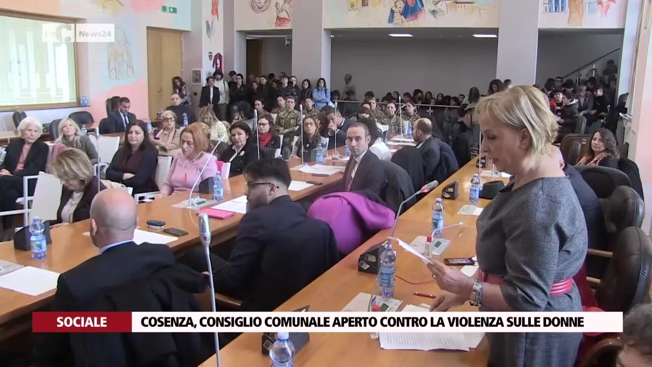 Cosenza, consiglio comunale aperto contro la violenza sulle donne