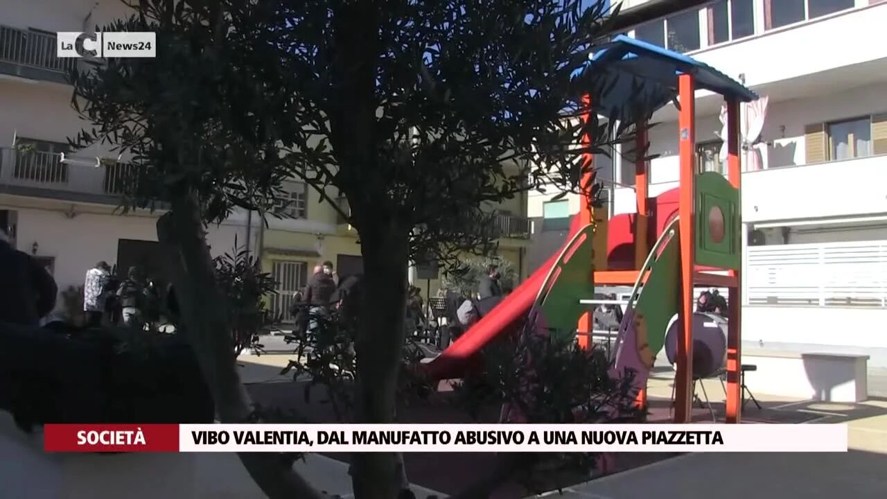 Vibo Valentia, dal manufatto abusivo a una nuova piazzetta