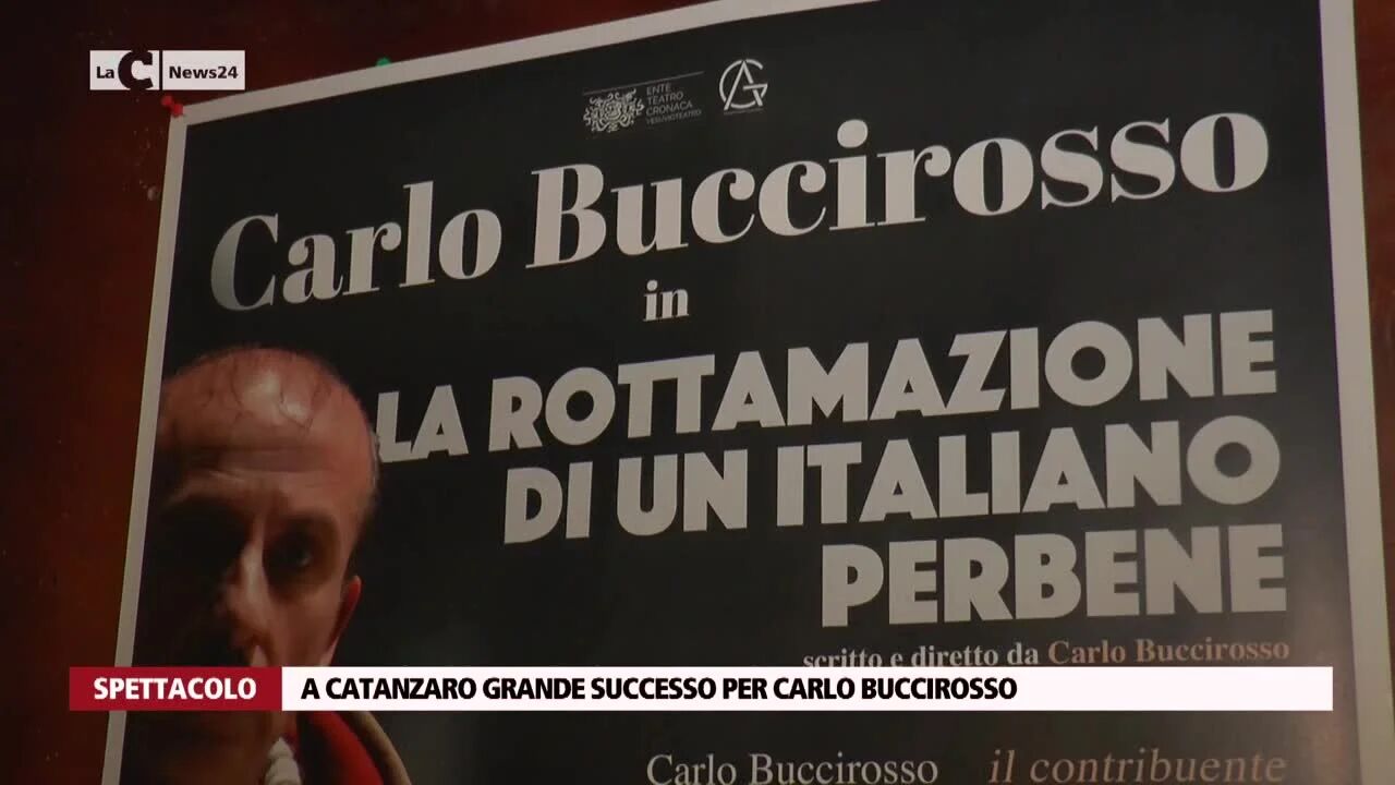 A Catanzaro grande successo per Carlo Buccirosso