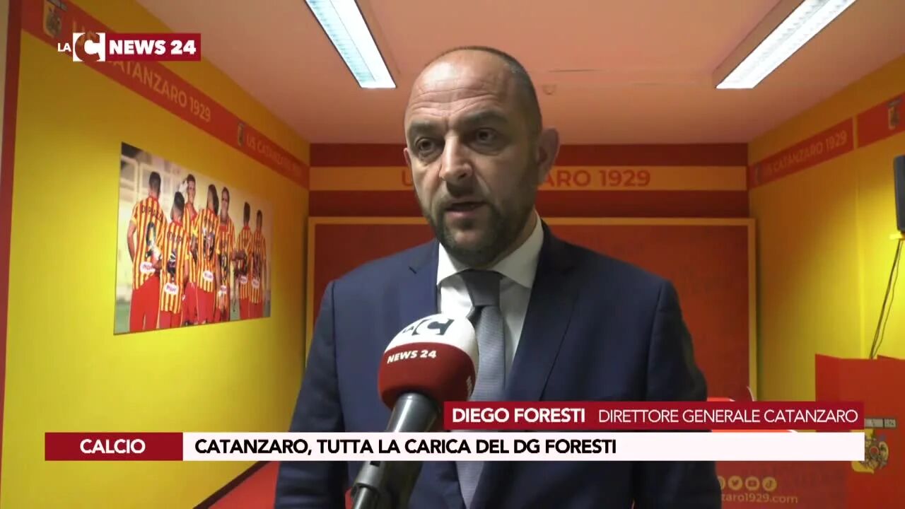 Catanzaro calcio, tutta la carica del Dg Foresti