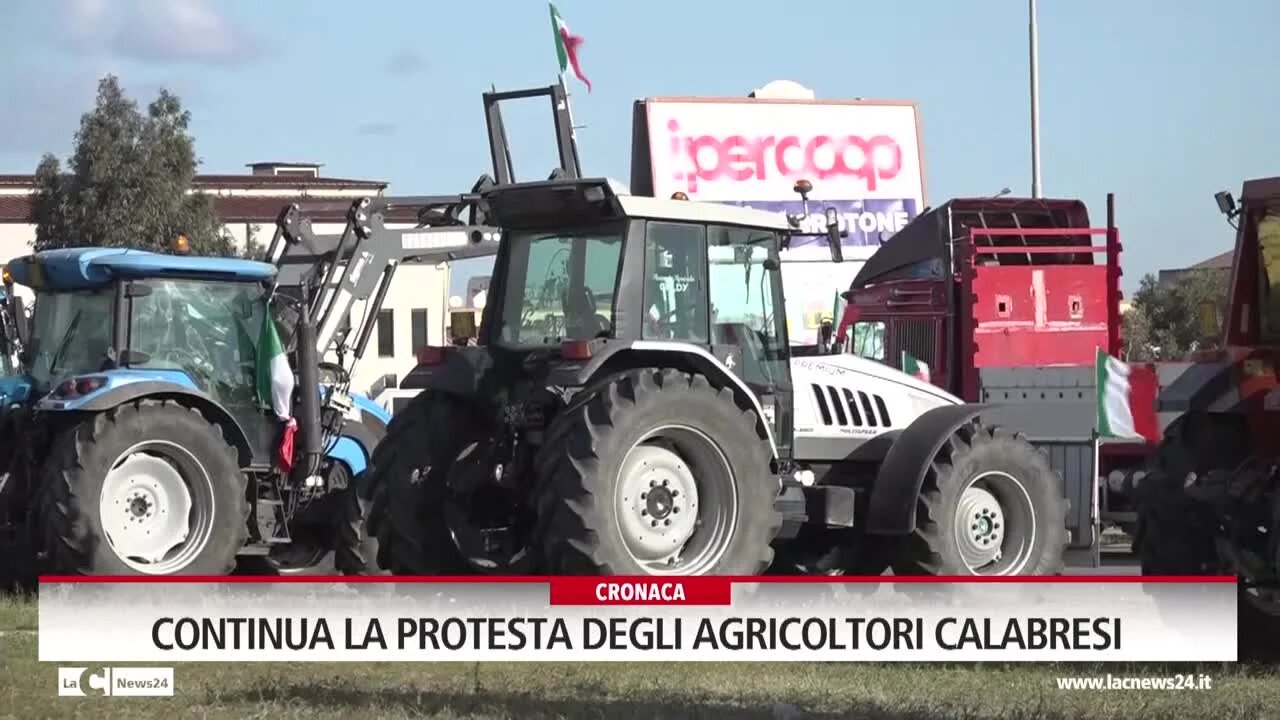 Continua la protesta degli agricoltori calabresi