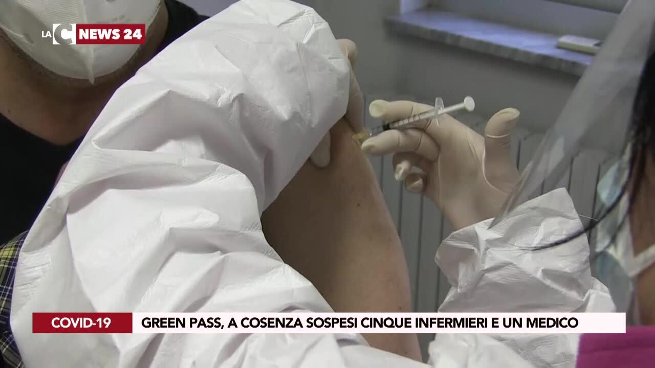 Green pass, a Cosenza sospesi cinque infermieri e un medico