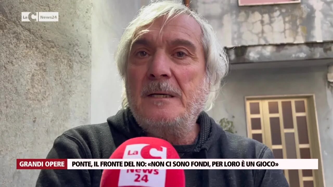 Ponte, il fronte del No: «Non ci sono fondi, per loro è un gioco»