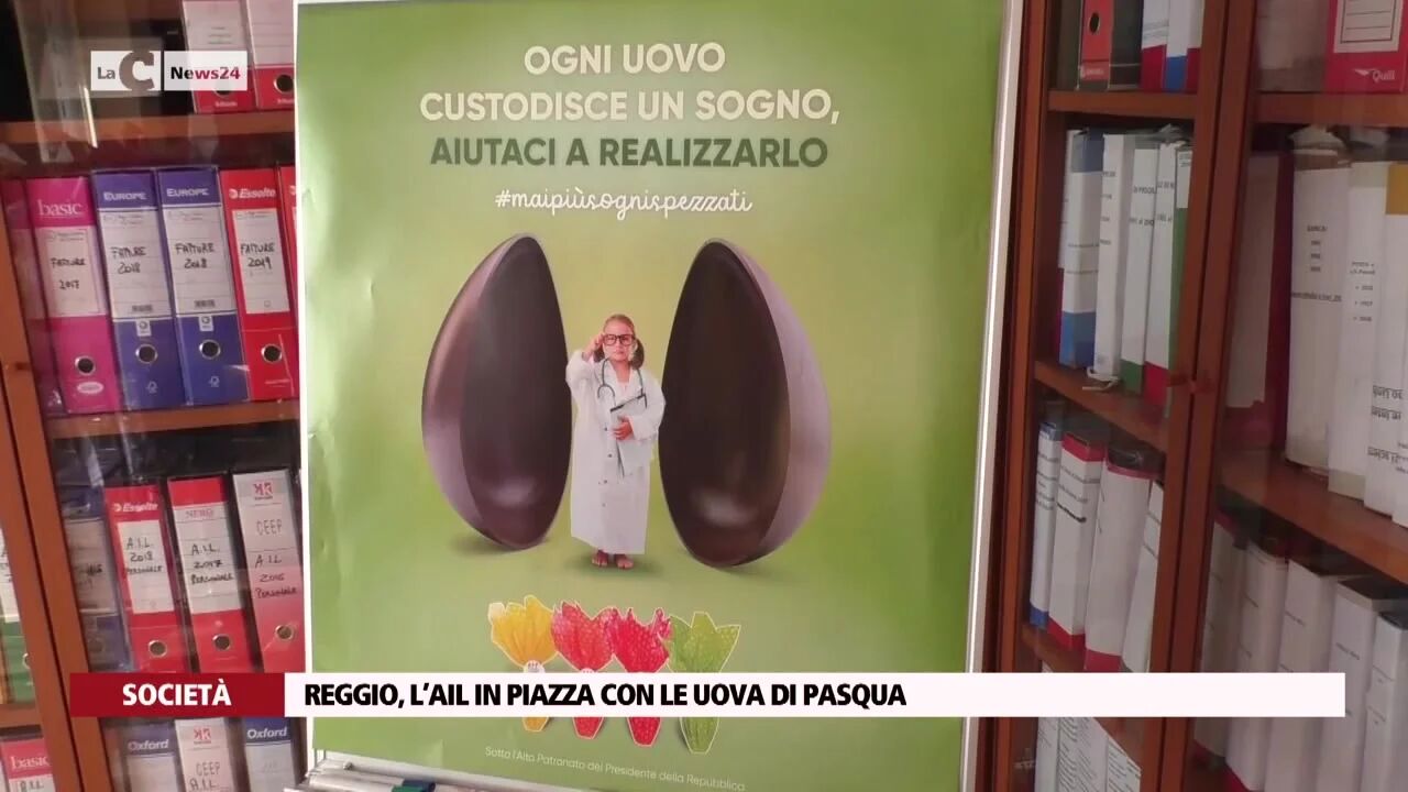 Reggio, l’Ail in piazza con le uova di pasqua