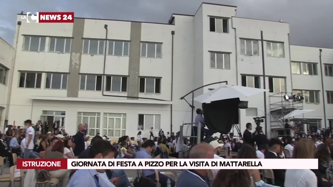 Giornata di festa a Pizzo per la visita di Mattarella