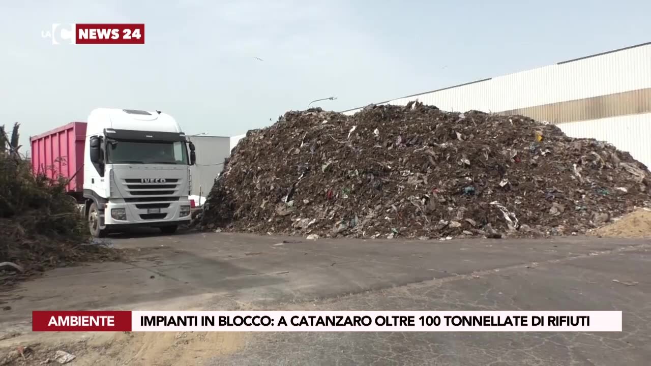 Impianti in blocco: a Catanzaro oltre 100 tonnellate di rifiuti