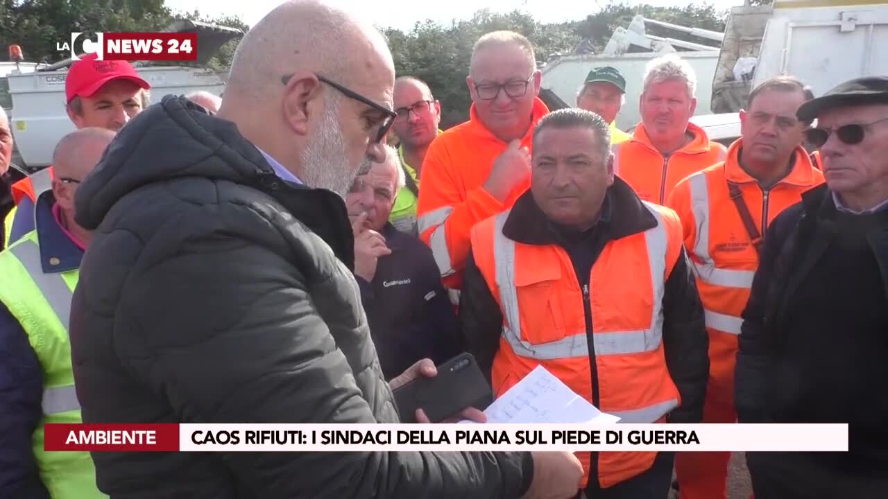 Caos rifiuti: i sindaci della Piana sul piede di guerra