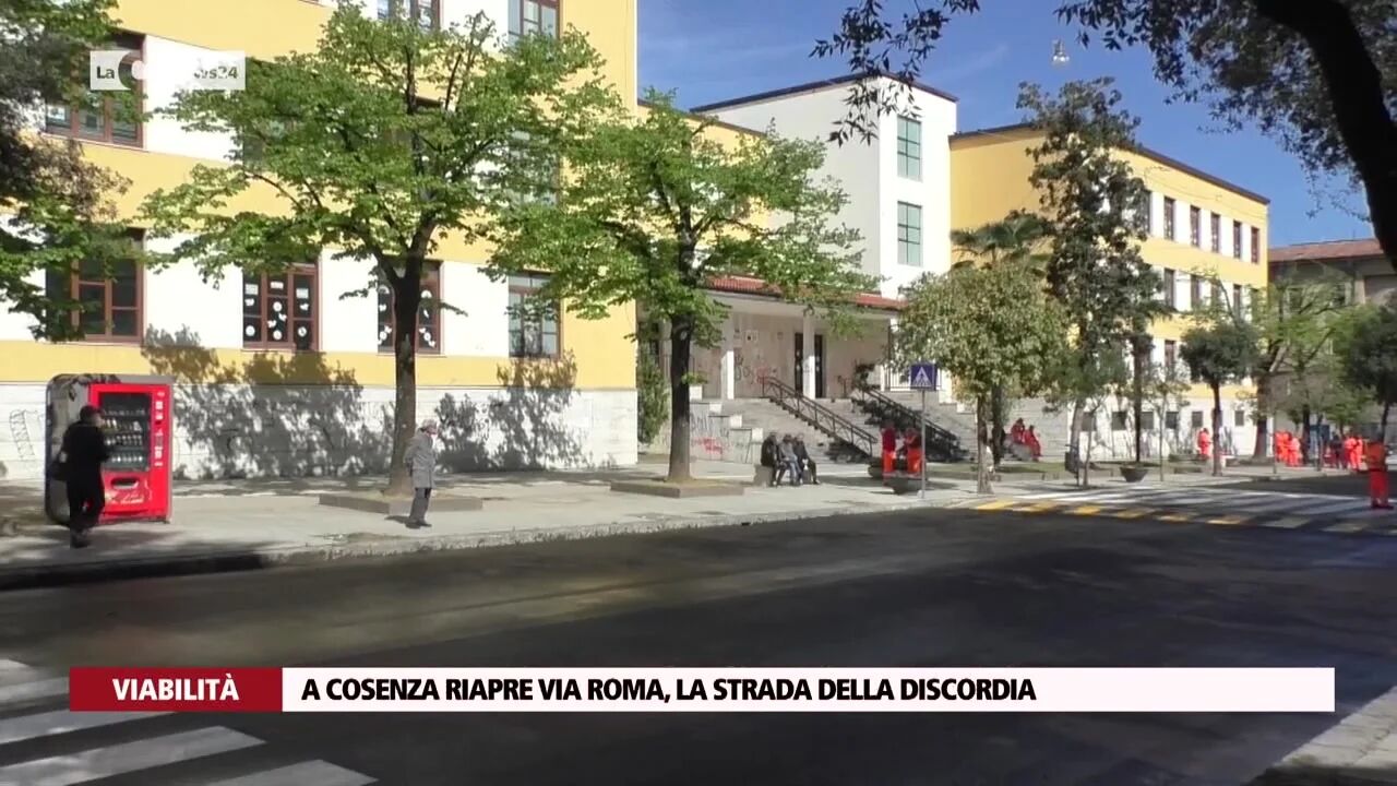 A Cosenza riapre via Roma, la strada della discordia
