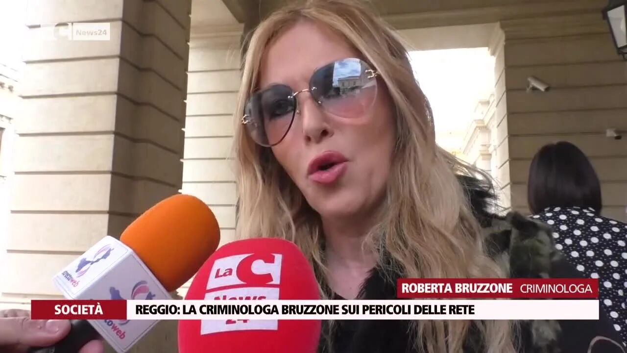 Reggio: la criminologa Bruzzone sui pericoli delle rete