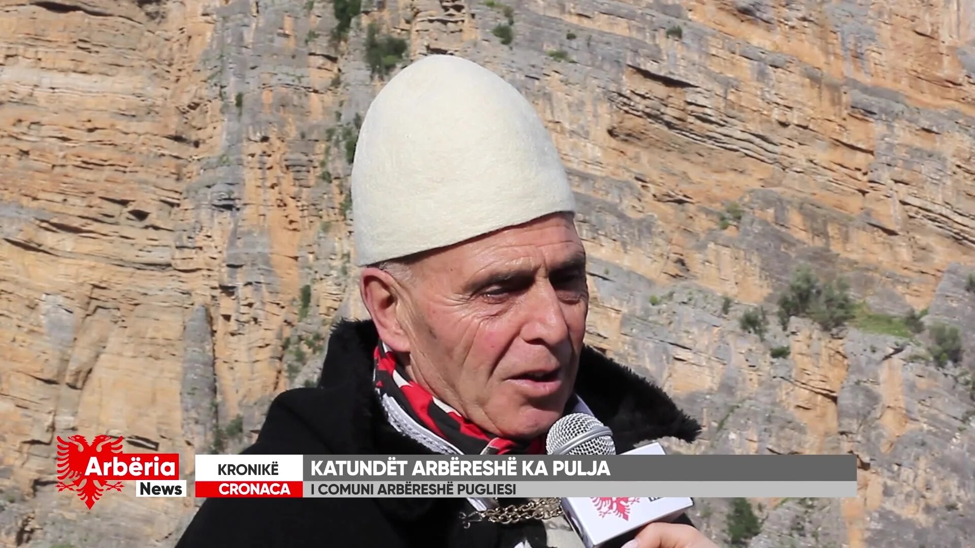 Gli arbëreshë pugliesi a Civita per le vallje, la tradizionale danza nata per celebrare la vittoria dell’eroe nazionale Skanderbeg