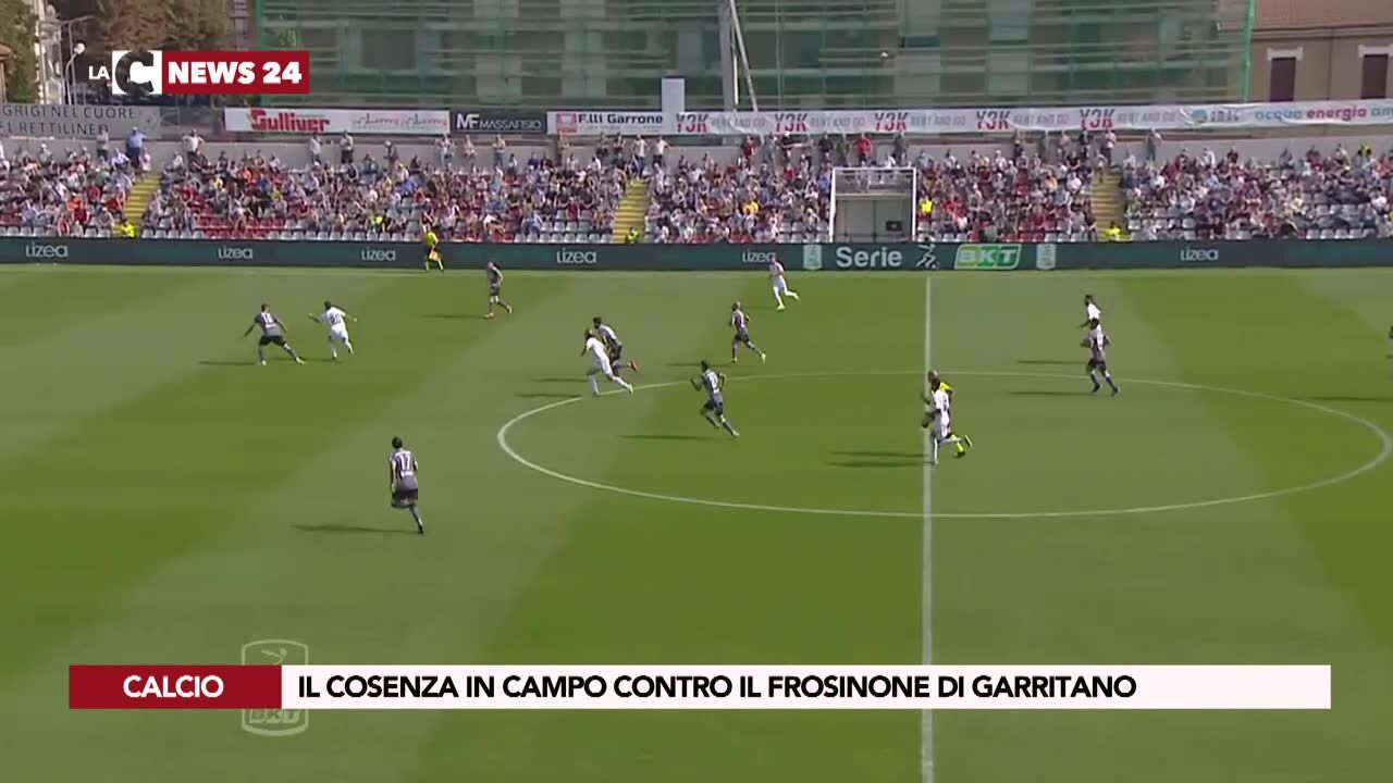 Il Cosenza in campo contro il Frosinone di Garritano