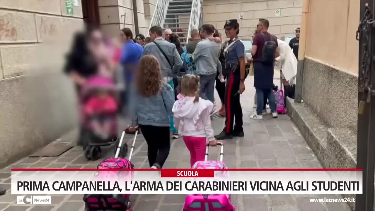 Prima campanella, l'arma dei carabinieri vicina agli studenti