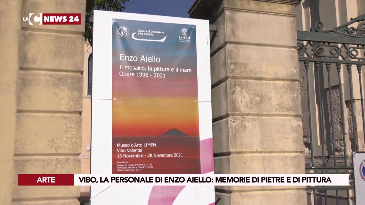 Vibo, la personale di Enzo Aiello: memorie di pietre e di pittura