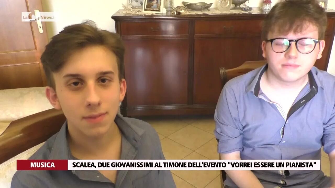 Scalea, due giovanissimi al timone dell'evento Vorrei essere un pianista