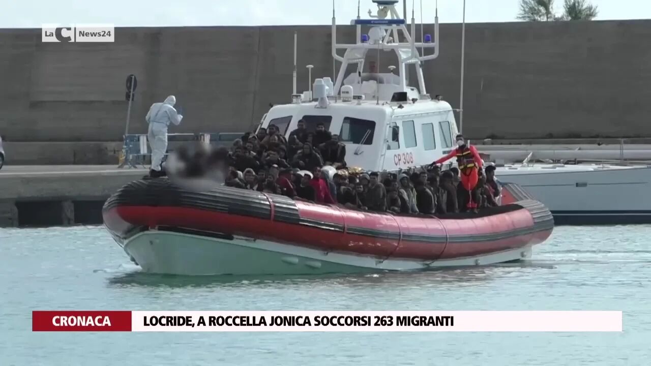 Locride, a Roccella Jonica soccorsi 263 migranti
