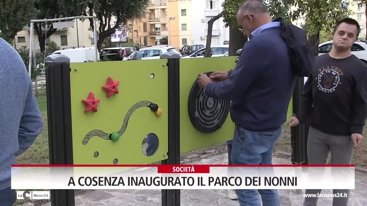 A Cosenza inaugurato il parco dei nonni