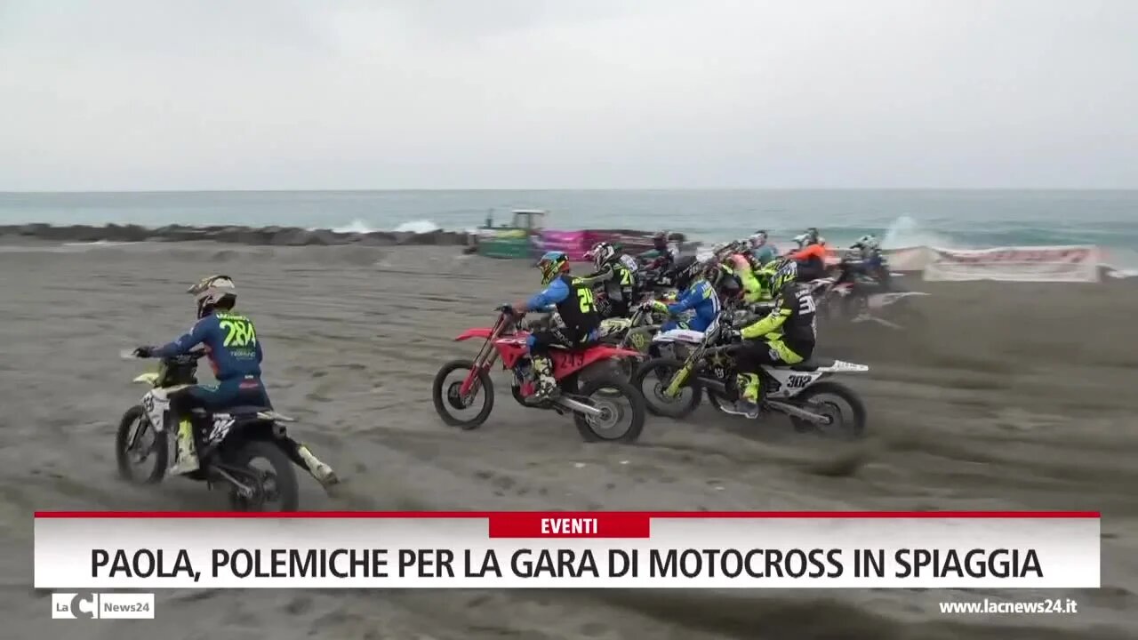 Paola, polemiche per la gara di motocross in spiaggia