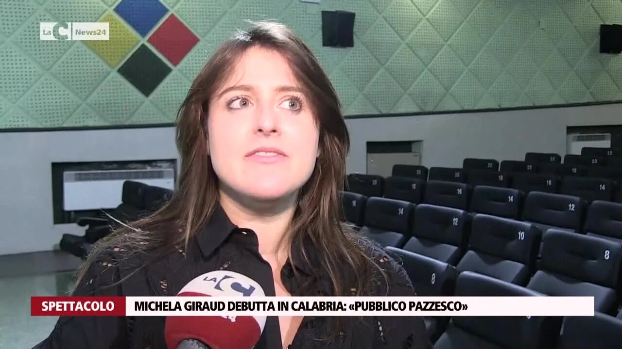 Cosenza, il debutto in Calabria di Michela Giraud: «Ho trovato un pubblico pazzesco»