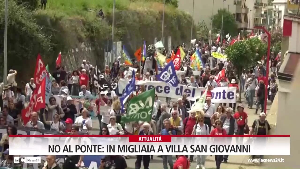 No al ponte in migliaia a Villa San Giovanni