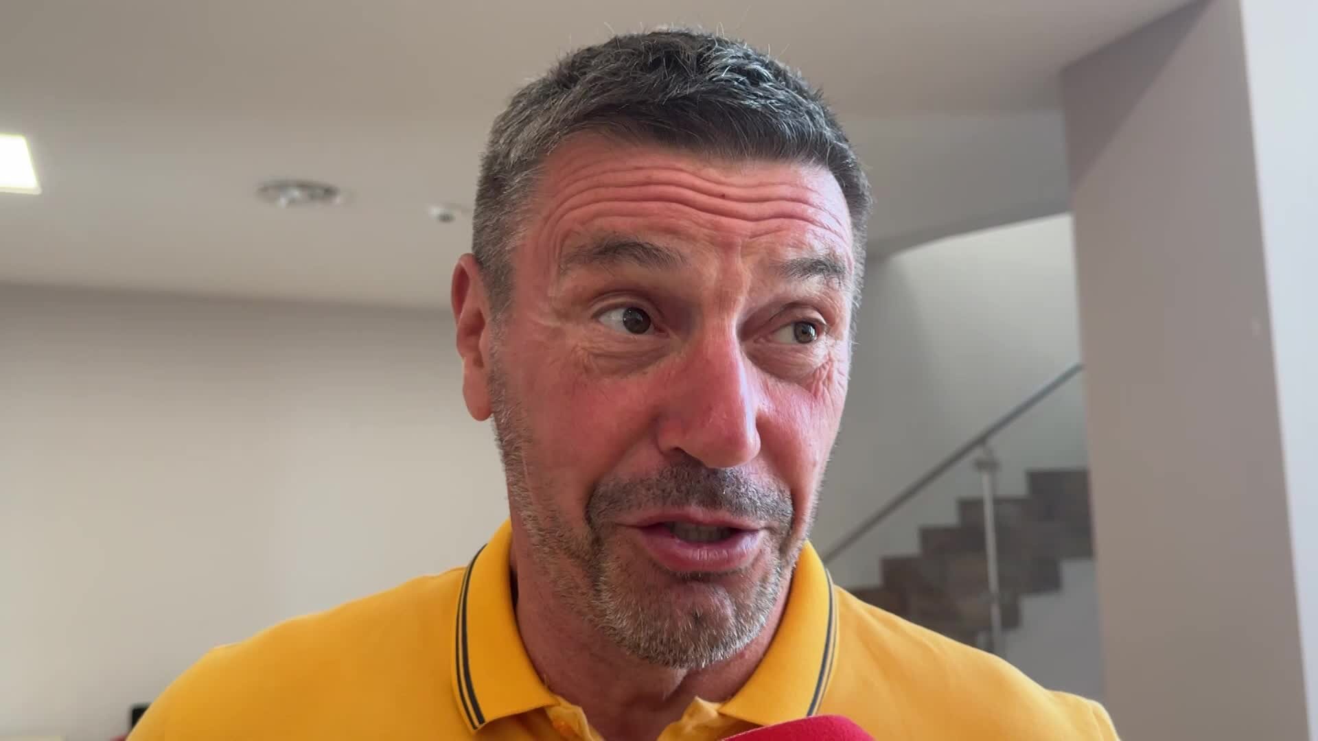 Simoni: «Guarascio si renda conto che qui la gente non lo vuole più»
