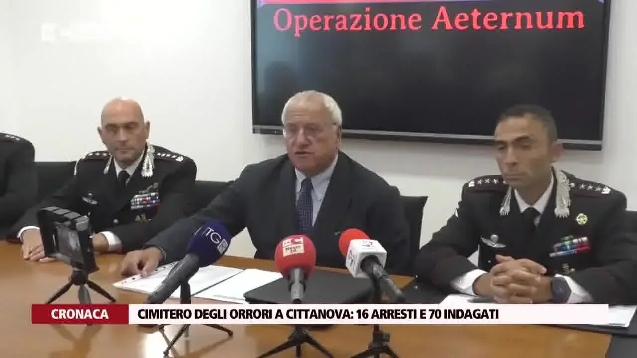 Cimitero degli orrori a Cittanova: 16 arresti e 70 indagati