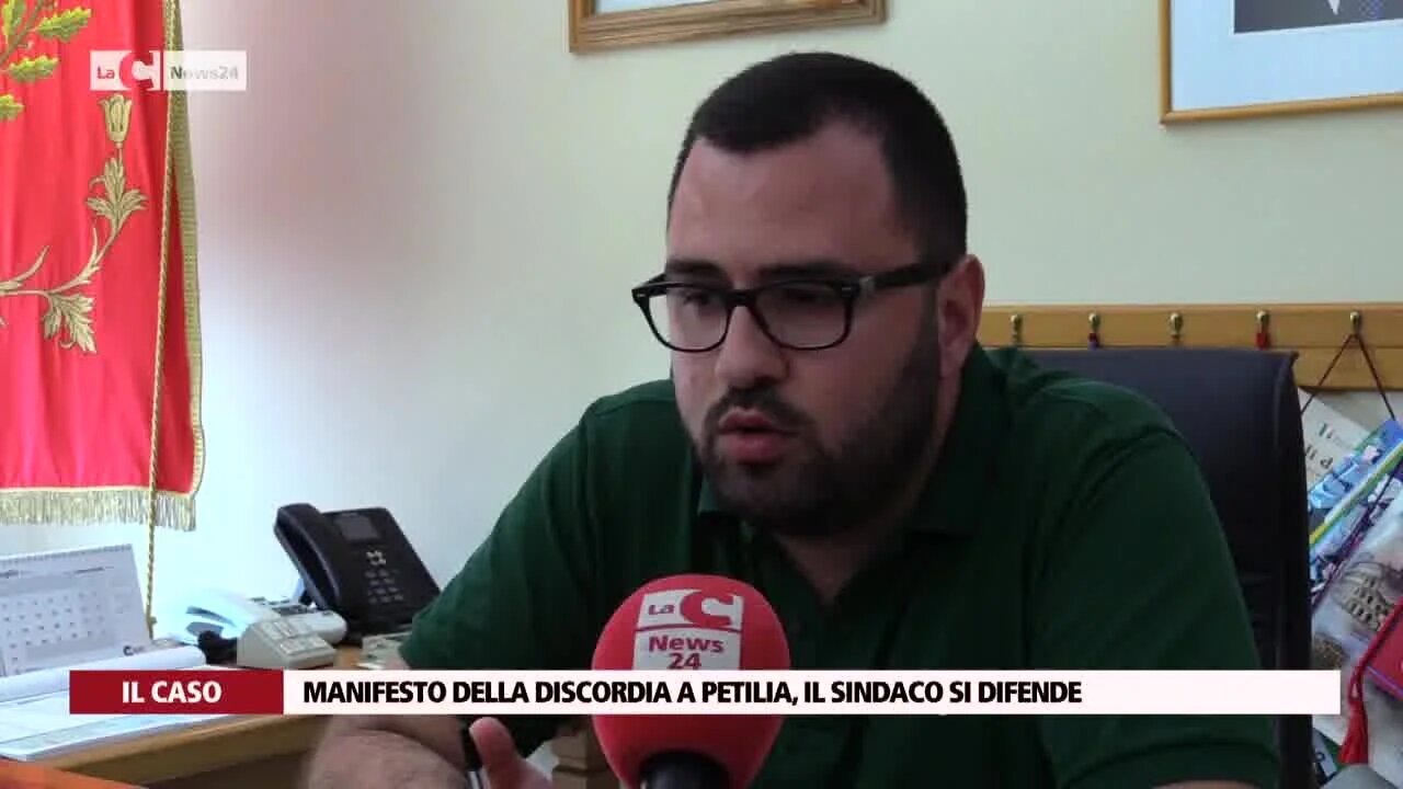 Manifesto della discordia a Petilia, il sindaco si difende