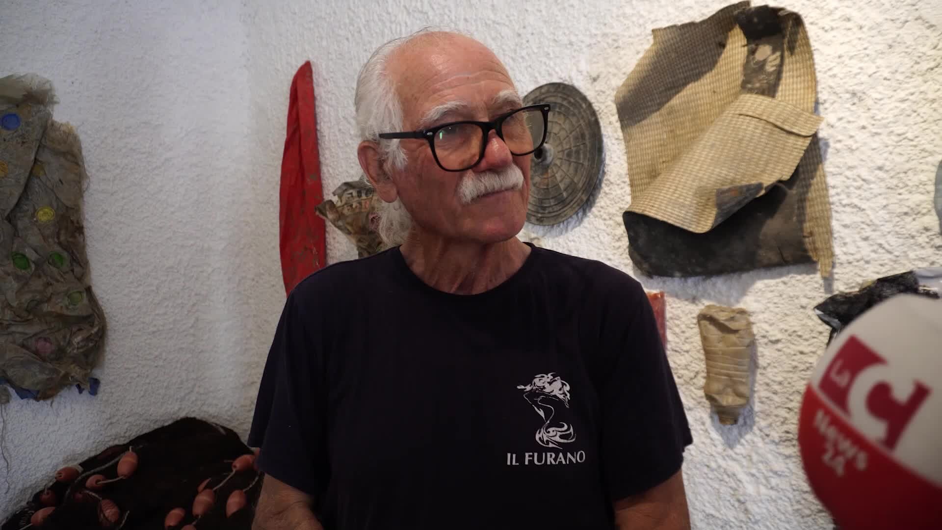 Mare inquinato, a San Nicola Arcella i rifiuti diventano opere d'arte | VIDEO