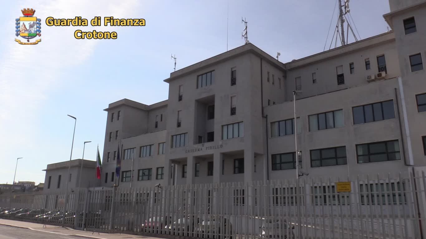 Crotone, mafiosi col reddito di cittadinanza