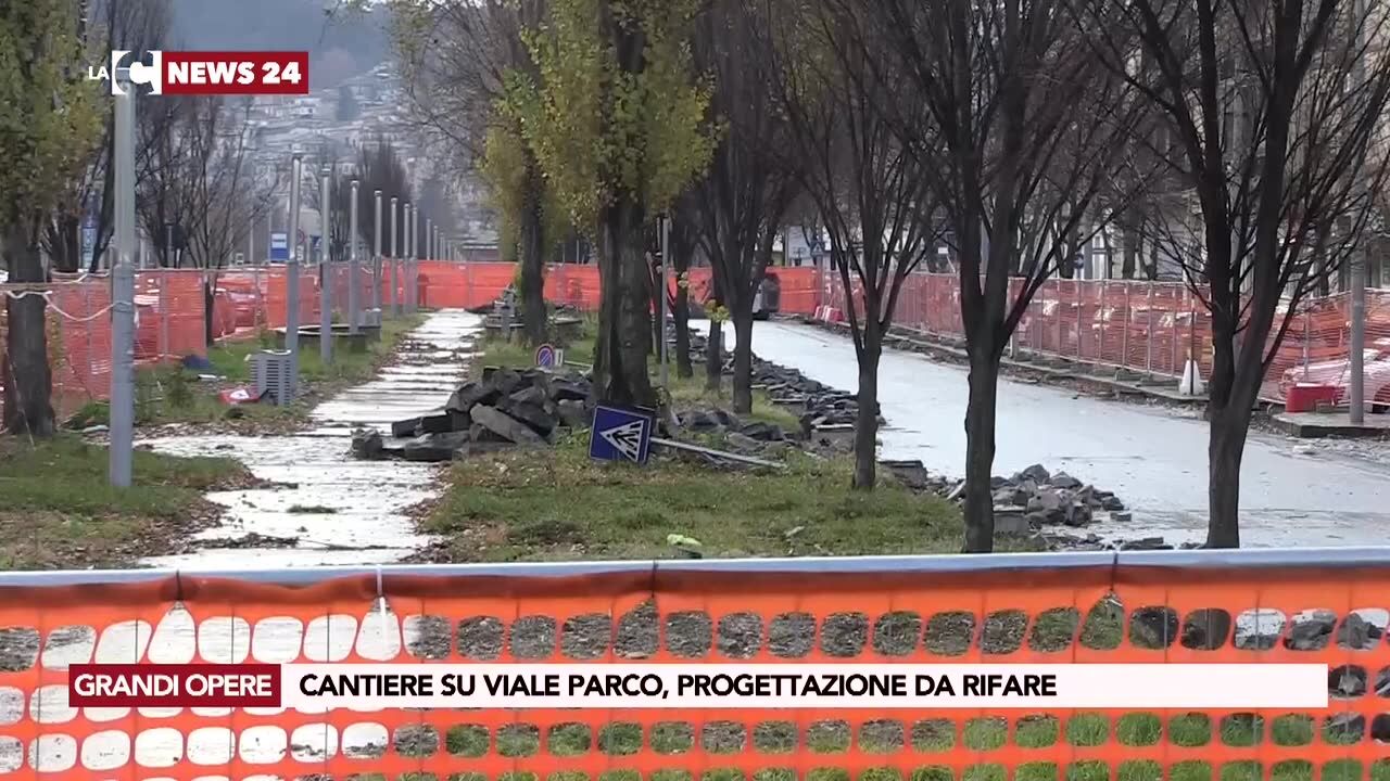 Cantiere su viale parco, progettazione da rifare