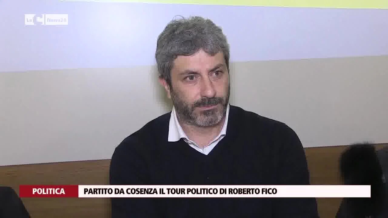 Partito da Cosenza il tour politico di Roberto Fico