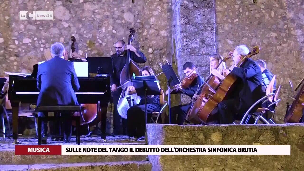 Sulle note del tango il debutto dell'orchestra sinfonica Brutia