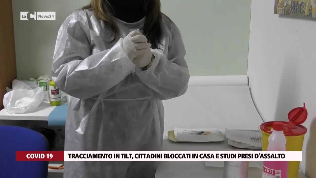 Tracciamento in tilt, cittadini bloccati in casa e studi presi d’assalto